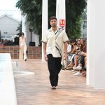Pablo Alborán reaparece por sorpresa tras su neumonía y desfila para Adolfo Domínguez en la Fashion Week