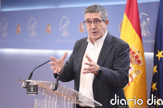 Patxi López admite que Ceuta "está lejos de la normalidad" pero defiende que el Gobierno "reaccionó"