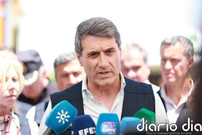 Pedro Fernández critica la "falta de respeto absoluto" de Moreno por no acudir a Granada tras los terremotos