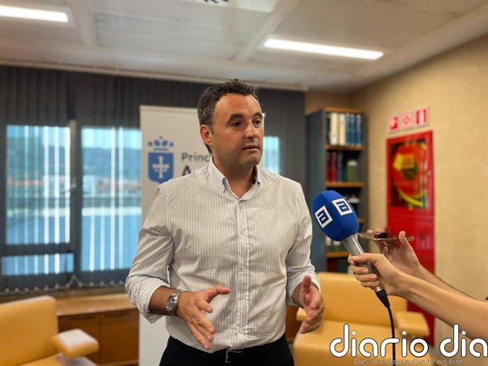 Peláez vuelve a defender en el Parlamento la política fiscal de su Ejecutivo que considera "seria y rigurosa"