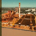 Pese a las promesas de cierre, la última central a carbón argentina sigue activa y preocupa a los vecinos