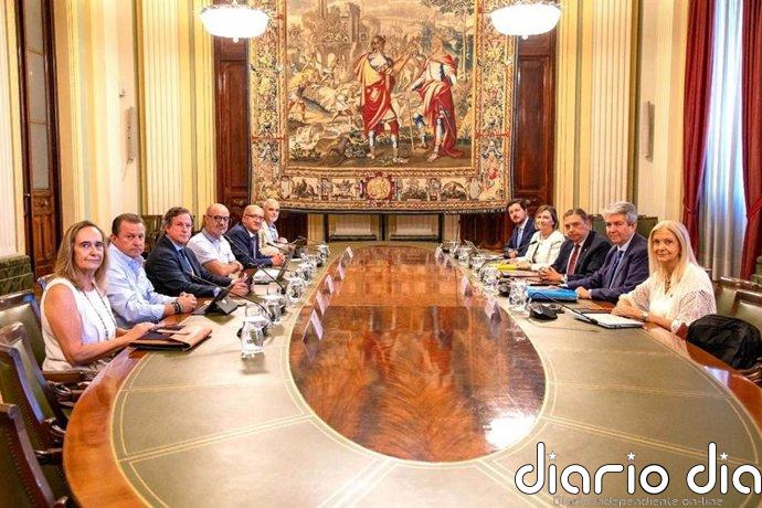 Planas aborda con el sector pesquero la situación del Mediterráneo y las negociaciones para las cuotas