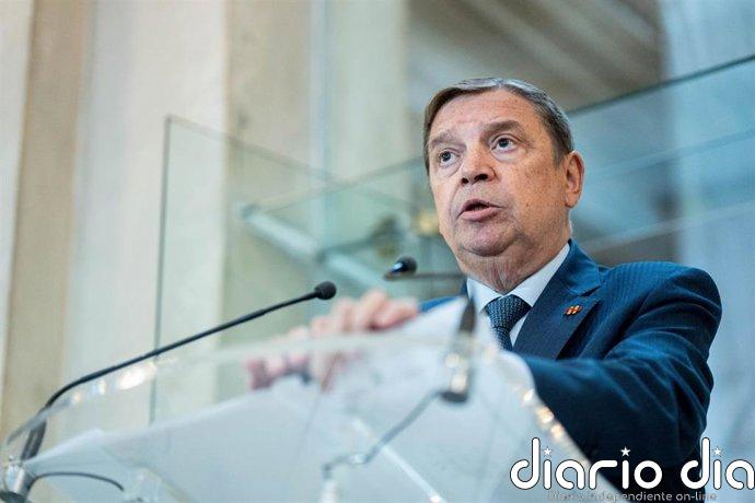 Planas promete prorrogar previsiblemente hasta diciembre las ayudas al campo por el alza de los carburantes