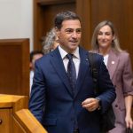 Pradales propone a Sánchez "escribir el final de legislatura con un apretón de manos" por el cumplimiento del Estatuto