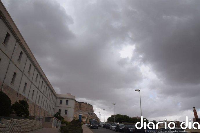 Previsión meteorológica para este martes, 1 de septiembre: cielos muy nubosos sin descartar chubascos