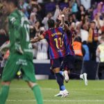 Raphinha y el FC Barcelona suman y siguen bajo la tormenta