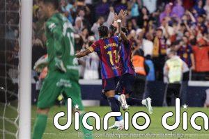 Raphinha y el FC Barcelona suman y siguen bajo la tormenta