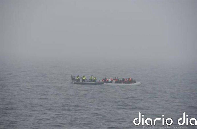 Reino Unido sitúa en 781 los migrantes registrados en un día tras cruzar el Canal, una cifra récord