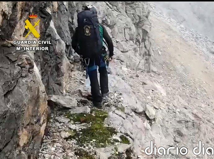Rescatados dos montañeros que se encontraban en dificultades en la cima del Pico Torrecerredo (León)