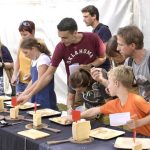 Roberto Urrutia y Quesería Larra ganan la segunda edición del 'Concurso Popular de Queso Madurado de Oveja Latxa'