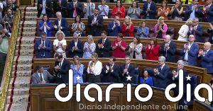 Robles no se levanta a aplaudir a Sánchez tras sus explicaciones en el Congreso sobre la gestión de Ceuta