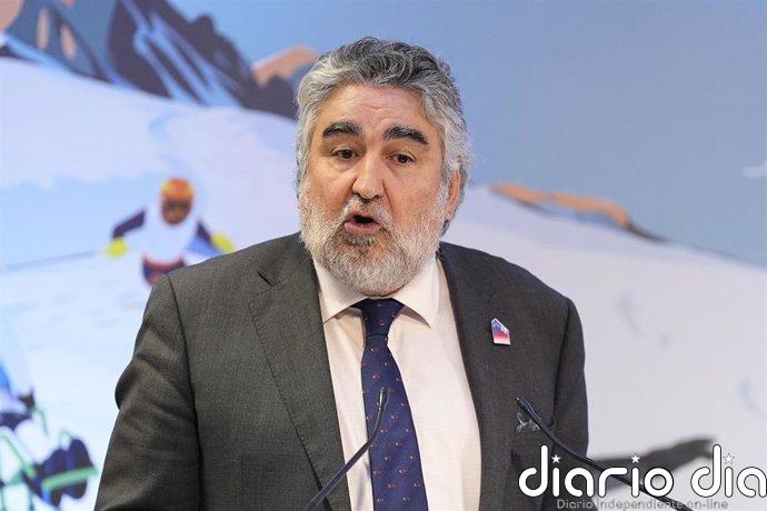 Rodríguez Uribes: "El Estado tiene la obligación de promocionar y fomentar los valores del fútbol femenino"