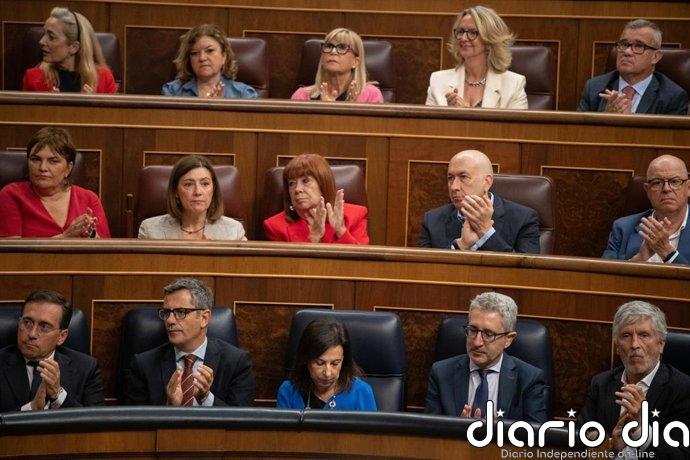 Rufián avisa a Sánchez que Robles no aplaude su discurso: "Tiene un problemón"