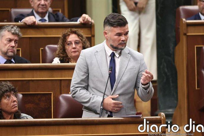 Rufián cuestiona a la izquierda "pura" que "da votantes por perdidos y pide centrarse en los problemas y no en el léxico