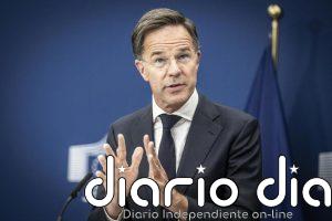 Rutte ve "muy improbable" un ataque de Rusia contra la OTAN pero pide "no pecar de ingenuos"