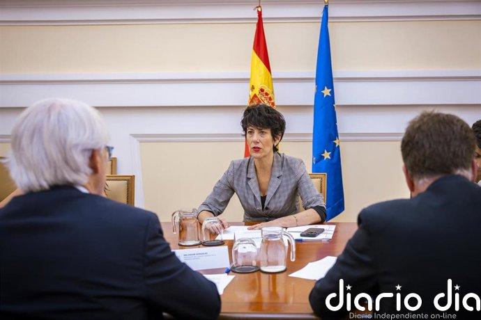 Saiz reitera su compromiso de impulsar la tramitación del reglamento de la pasarela al RETA lo antes posible