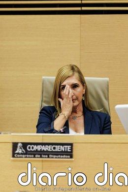 Salomé Pradas vuelve a romperse en el Congreso ante la comisión de la dana: "Voy a dar la cara"
