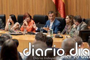 Sánchez pide a los suyos "vaciarse" para "consolidar" los avances sociales: Y en 2027, "otros cuatro años más"