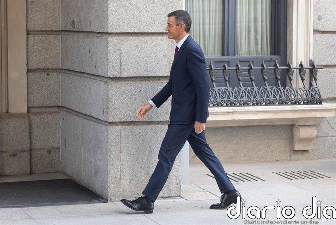 Sánchez ve "poco afortunado" el listado de periodistas de Interior y asegura su respeto a la "independencia" de medios