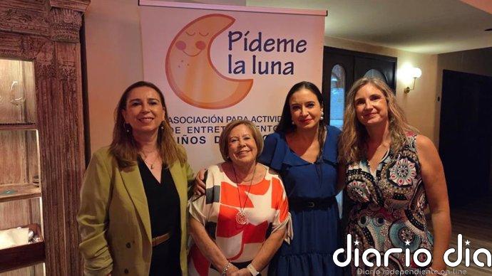 Sanidad destaca la labor de la asociación Pídeme la Luna de Jaén para acompañar a niños con enfermedades graves
