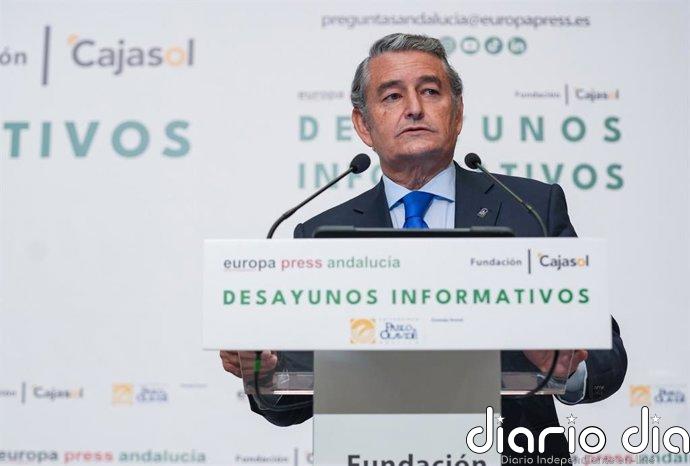 Sanz creará en octubre un comité de evaluación del SAS para iniciar la "mayor reforma y actualización" del sistema