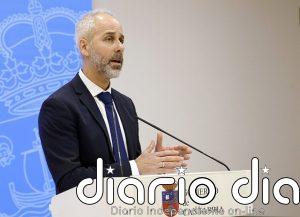 Silva asegura que en Cantabria hay más docentes que cuando llegó al Gobierno pese a contar con 7.000 alumnos menos