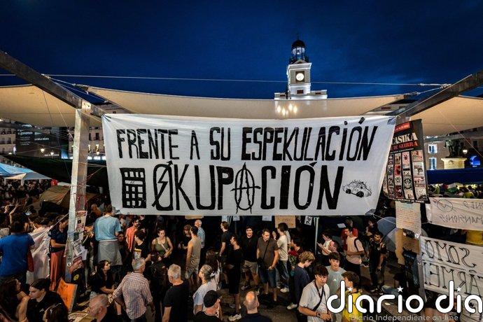 Sindicatos de vivienda cortan diversos puntos de Barcelona pidiendo 'el decreto Maricarmen'