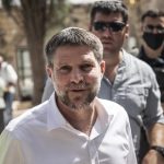 Smotrich pide expulsar al embajador británico por el cambio de postura de Londres sobre Israel