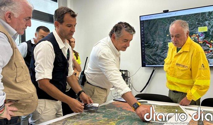 Sucesos.- Los efectivos de Benahavís trabajarán con maquinaria pesada por la noche para proteger a la población