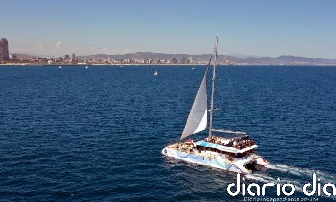 Suspendidas este domingo conexiones por catamarán entre Cádiz con Rota y El Puerto por el temporal de lluvia y viento