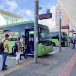 Titsa recupera el horario de invierno y adapta líneas y frecuencias a la vuelta de la actividad escolar