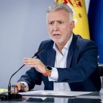 Torres cifra en casi 7.000 los migrantes de Ceuta que han vuelto a Marruecos, 318 expulsados y 2.321 menores filiados
