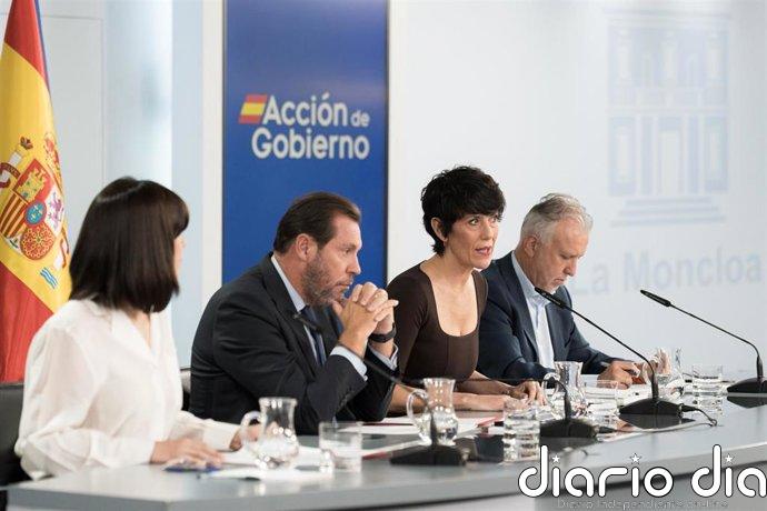 Torres dice que 5.482 migrantes de Ceuta han vuelto a Marruecos, 307 han sido expulsados y fija en 1.822 los expedientes
