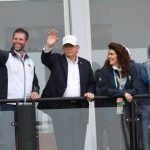 Trump insta a Zelenski a dejar de atacar la industria petrolera rusa