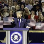 Trump promete un pago de 4.300 euros a cada adulto estadounidense si el Partido Republicano gana las 'midterms'
