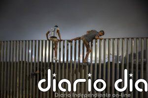 Última hora de la crisis migratoria en Ceuta 2026, en directo: Marruecos, menores y asentamientos en playas y túneles