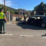 Un conductor resulta herido grave en O Porriño (Pontevedra) tras salirse de la vía y chocar contra un muro y un poste