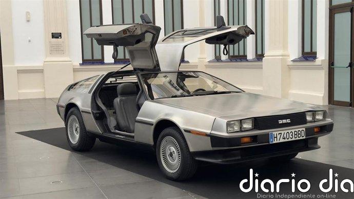Un Delorean idéntico al de 'Regreso al futuro' llega al Museo del Automóvil y la Moda de Málaga