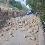 Un derrumbe del Palacio de los Hurtado de Mendoza de Almazán (Soria) corta la carretera entre Almazán y El Burgo