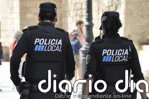 Un incendio calcina un coche en la avenida Argentina de Palma sin provocar heridos