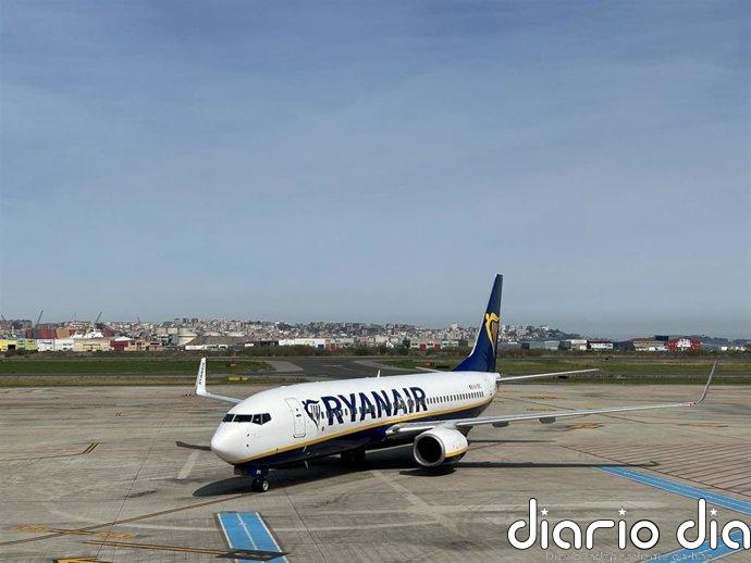 Un vuelo de Edimburgo llega al 'Seve' con más de nueve horas de retraso tras desviarse a Madrid