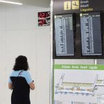 Una clienta que no pudo acreditar su descuento de residente agrede a una trabajadora del aeropuerto de Palma