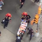 Una mujer con problemas mentales siembra el pánico en Times Square
