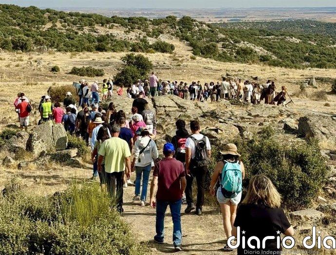 Unas 200 personas participan en los actos del Día del Turismo organizados por la Diputación de Ávila