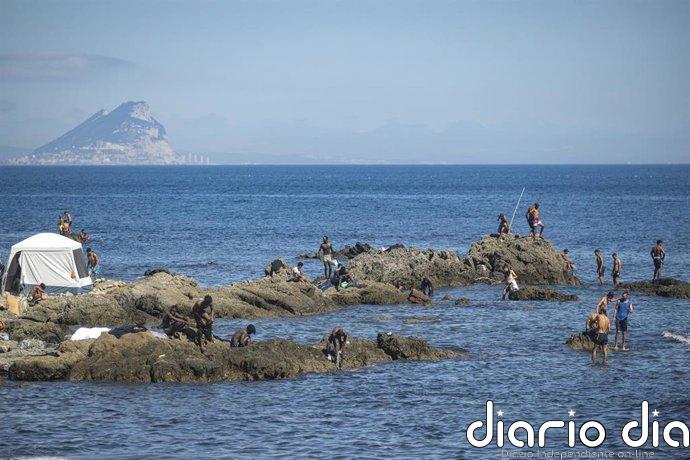 UNICEF califica de "muy buena noticia" la reagrupación de los 54 menores migrantes de Ceuta con familiares en Península