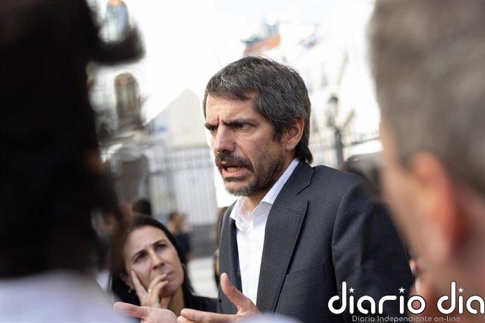 Urtasun pide a Vivas que "agilice" el traslado a la península de 500 menores de Ceuta: "Necesitamos su colaboración"