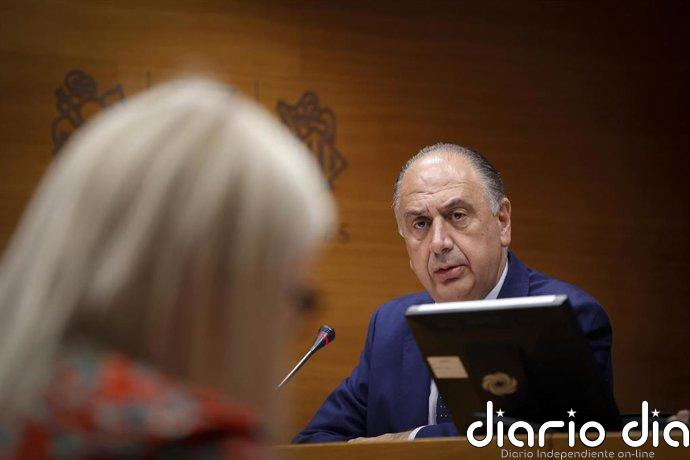 Valderrama defiende la gestión de los últimos incendios e insta al Gobierno a endurecer las penas contra los pirómanos