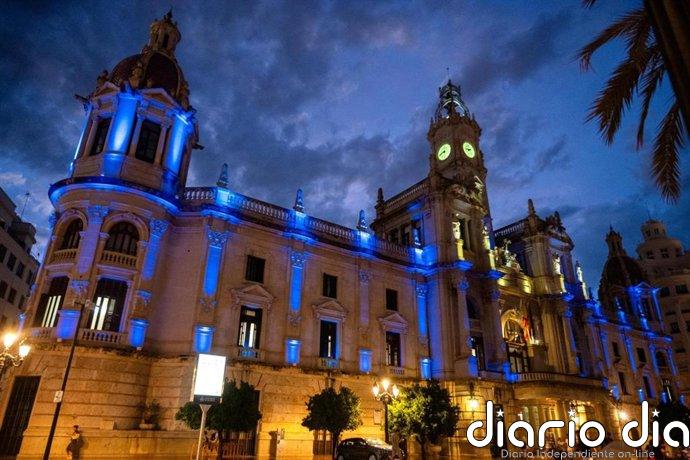 València felicita al Premio Planeta por sus 75 años "despertando el deseo de leer"