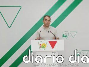 Valero (IU) advierte que la entrada de aceite sin aranceles provoca "distorsión en el mercado" y perjudica a olivareros