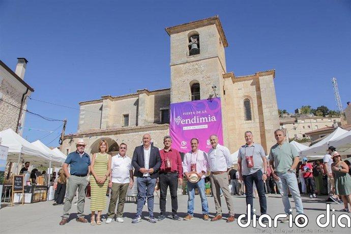 Valtiendas reivindica su tradición vitivinícola en una XVIII Fiesta de la Vendimia arropada por Alimentos de Segovia